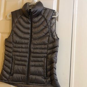 Bernardo Goose Down Puffer Vest